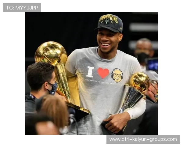 字母哥在密尔沃基主场接受致敬被视为告别仪式